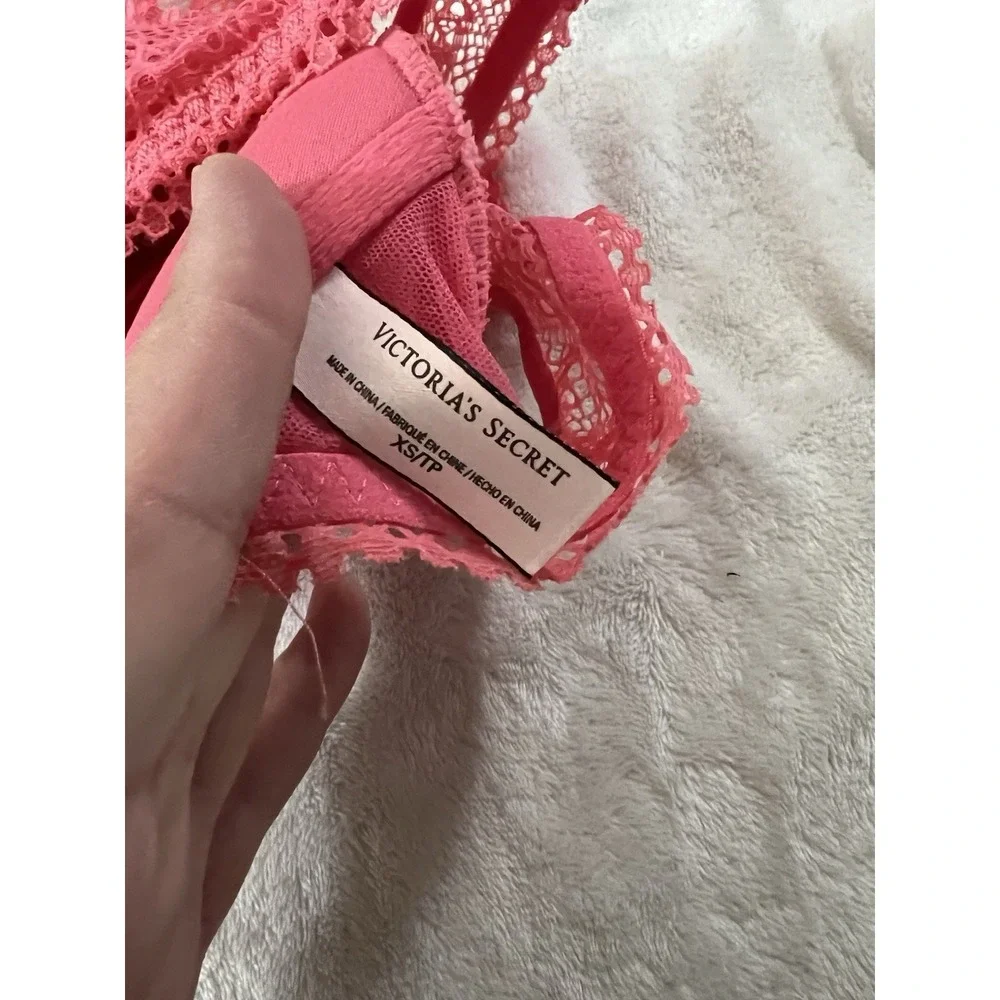 Victoria's Secret Lace Bralette Racerback Wireless Lined Size‎ XS